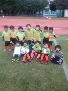 U-6キッズサッカージャンボリー/川口アイシンク少年サッカ‐鳩ヶ谷市小学生二三四五年幼児