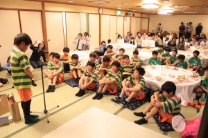 卒団式川口アイシンク少年サッカ‐鳩ヶ谷市小学生一二三四五年幼児