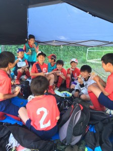 四種リーグ赤井グランド川口アイシンク少年サッカ‐鳩ヶ谷市小学生一二三四五年幼児