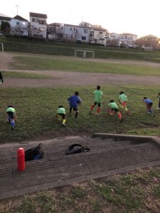 自主的にダッシュJリーグリーガープロ川口アイシンク新郷安行小学校谷市小学生一二三四五六年幼児サッカークラブチーム