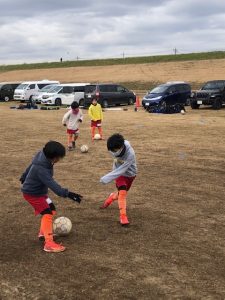 u-10試合ペラーダJリーグリーガープロ川口市アイシンク新郷南安行小学校小学生一二三四五六年幼児少年サッカークラブチーム