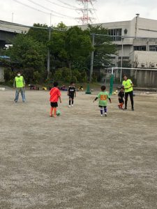 親子サッカー鳩ケ谷Jリーグリーガープロ川口市アイシンク新郷南安行東慈林神根小学校小学生一二三四五六年幼児少年サッカークラブチーム