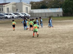 U-7U-8試合鳩ケ谷Jリーグリーガープロ川口市アイシンク新郷南安行東慈林神根小学校小学生一二三四五六年幼児少年サッカークラブチーム