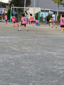 親子サッカー鳩ケ谷Jリーグリーガープロ川口市アイシンク新郷南安行東慈林神根小学校小学生一二三四五六年幼児少年サッカークラブチーム