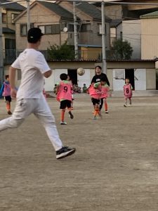 親子サッカー鳩ケ谷Jリーグリーガープロ川口市アイシンク新郷南安行東慈林神根小学校小学生一二三四五六年幼児少年サッカークラブチーム