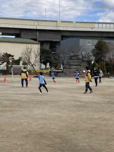 親子サッカー川口市立慈林小学校新郷スポーツセンターJリーグリーガープロアイシンク新郷南安行東神根小学生一二三四五六年幼児少年サッカークラブチーム