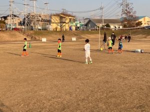 U9U8新郷東部公園鳩ヶ谷Jリーグリーガープロ川口市アイシンク新郷南安行東慈林神根小学校小学生一二三四五六年幼児少年サッカークラブチーム