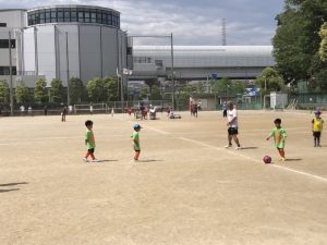 U-7芝第二グランド試合上手くなる自分たちで考えるチーム鳩ヶ谷Jリーグリーガープロ川口市アイシンク新郷南安行東慈林神根小学校小学生一二三四五六年幼児少年サッカークラブチーム