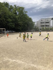 U-7芝第二グランド試合上手くなる自分たちで考えるチーム鳩ヶ谷Jリーグリーガープロ川口市アイシンク新郷南安行東慈林神根小学校小学生一二三四五六年幼児少年サッカークラブチーム