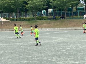 U-9試合上手くなる自分たちで考えるチーム鳩ヶ谷Jリーグリーガープロ川口市アイシンク新郷南安行東慈林神根小学校小学生一二三四五六年幼児少年サッカークラブチーム