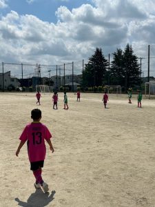 U-9U-10埼玉県立鳩ケ谷高校試合上手くなる自分たちで考えるチーム鳩ヶ谷Jリーグリーガープロ川口市アイシンク新郷南安行東慈林神根小学校小学生一二三四五六年幼児少年サッカークラブチーム