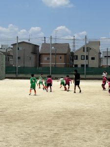 U-9U-10埼玉県立鳩ケ谷高校試合上手くなる自分たちで考えるチーム鳩ヶ谷Jリーグリーガープロ川口市アイシンク新郷南安行東慈林神根小学校小学生一二三四五六年幼児少年サッカークラブチーム