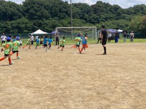 U-8グリーンカードリーグ神根グランド上手くなる自分たちで考えるチーム鳩ヶ谷Jリーグリーガープロ川口市アイシンク新郷南安行東慈林神根小学校小学生一二三四五六年幼児少年サッカークラブチーム