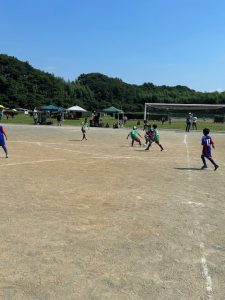 U-10試合川鶴上手くなる自分たちで考えるチーム鳩ヶ谷Jリーグリーガープロ川口市アイシンク新郷南安行東慈林神根小学校小学生一二三四五六年幼児少年サッカークラブチーム