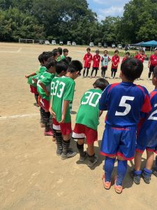 U-10試合川鶴上手くなる自分たちで考えるチーム鳩ヶ谷Jリーグリーガープロ川口市アイシンク新郷南安行東慈林神根小学校小学生一二三四五六年幼児少年サッカークラブチーム