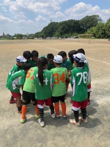 U-10試合川鶴上手くなる自分たちで考えるチーム鳩ヶ谷Jリーグリーガープロ川口市アイシンク新郷南安行東慈林神根小学校小学生一二三四五六年幼児少年サッカークラブチーム