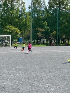 U-10U-9試合上手くなる自分たちで考えるチーム鳩ヶ谷Jリーグリーガープロ川口市アイシンク新郷南安行東慈林神根小学校小学生一二三四五六年幼児少年サッカークラブチーム