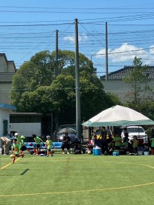 U-8試合上手くなる自分たちで考えるチーム鳩ヶ谷Jリーグリーガープロ川口市アイシンク新郷南安行東慈林神根小学校小学生一二三四五六年幼児少年サッカークラブチーム