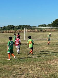 U-10SDリーグ試合上手くなる自分たちで考えるチーム鳩ヶ谷Jリーグリーガープロ川口市アイシンク新郷南安行東慈林神根小学校小学生一二三四五六年幼児少年サッカークラブチーム