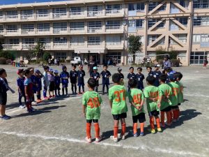 U-7U-8試合上手くなる自分たちで考えるチーム鳩ヶ谷Jリーグリーガープロ川口市アイシンク新郷南安行東慈林神根小学校小学生一二三四五六年幼児少年サッカークラブチーム