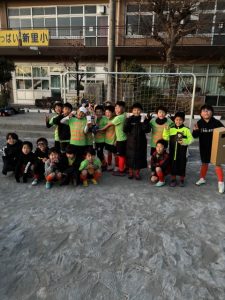 U-9SRカップ優勝上手くなる自分たちで考えるチーム鳩ヶ谷Jリーグリーガープロ川口市アイシンク新郷南安行東慈林神根東桜町小学校小学生一二三四五六年幼児少年サッカークラブチーム