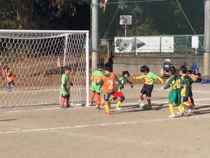 芝試合上手くなる自分たちで考えるチーム鳩ヶ谷Jリーグリーガープロ川口市アイシンク新郷南安行東慈林神根東桜町小学校小学生一二三四五六年幼児少年サッカークラブチーム