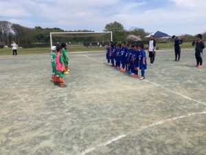 U-10試合上手くなる自分たちで考えるチーム鳩ヶ谷Jリーグリーガープロ川口市アイシンク新郷南安行東慈林神根東桜町小学校小学生一二三四五六年幼児少年サッカークラブチーム