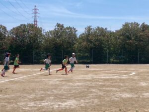 三年生U-9グリーンカードリーグ上手くなる自分たちで考えるチーム鳩ヶ谷Jリーグリーガープロ川口市アイシンク新郷南安行東慈林神根東桜町小学校小学生一二三四五六年幼児少年サッカークラブチーム