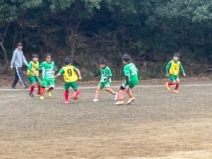 芝第二グランド試合上手くなる自分たちで考えるチーム鳩ヶ谷Jリーグリーガープロ川口市アイシンク新郷南安行東慈林神根東桜町小学校小学生一二三四五六年幼児少年サッカークラブチーム