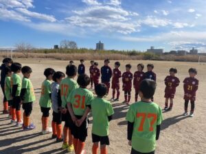 三領グランド上手くなる自分たちで考えるチーム鳩ヶ谷Jリーグリーガープロ川口市アイシンク新郷南安行東慈林神根東桜町小学校小学生一二三四五六年幼児少年サッカークラブチーム