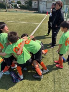 赤井グランド川口カップ上手くなる自分たちで考えるチーム鳩ヶ谷Jリーグリーガープロ川口市アイシンク新郷南安行東慈林神根東桜町小学校小学生一二三四五六年幼児少年サッカークラブチーム