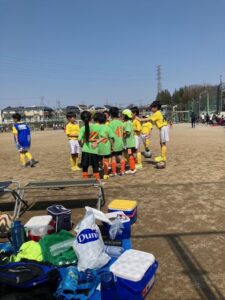 赤井グランド川口カップ上手くなる自分たちで考えるチーム鳩ヶ谷Jリーグリーガープロ川口市アイシンク新郷南安行東慈林神根東桜町小学校小学生一二三四五六年幼児少年サッカークラブチーム