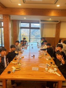 合宿大会上手くなる自分たちで考えるチーム鳩ヶ谷Jリーグリーガープロ川口市アイシンク新郷南安行東慈林神根東桜町小学校小学生一二三四五六年幼児少年サッカークラブチーム