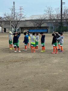 Ala試合上手くなる自分たちで考えるチーム鳩ヶ谷Jリーグリーガープロ川口市アイシンク新郷南安行東慈林神根東桜町小学校小学生一二三四五六年幼児少年サッカークラブチーム
