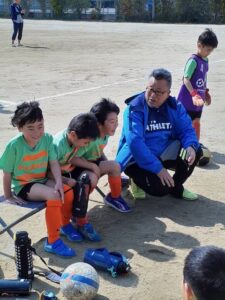 草加西高校試合上手くなる自分たちで考えるチーム鳩ヶ谷Jリーグリーガープロ川口市アイシンク新郷南安行東慈林神根東桜町小学校小学生一二三四五六年幼児少年サッカークラブチーム