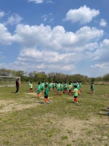 三領グランド試合上手くなる自分たちで考えるチーム鳩ヶ谷Jリーグリーガープロ川口市アイシンク新郷南安行東慈林神根東桜町小学校小学生一二三四五六年幼児少年サッカークラブチーム