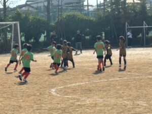 草加西高校試合上手くなる自分たちで考えるチーム鳩ヶ谷Jリーグリーガープロ川口市アイシンク新郷南安行東慈林神根東桜町小学校小学生一二三四五六年幼児少年サッカークラブチーム