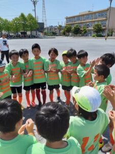 SoukaAsuma草加市立新里試合上手くなる自分たちで考えるチーム鳩ヶ谷Jリーグリーガープロ川口市アイシンク新郷南安行東慈林神根東桜町小学校小学生一二三四五六年幼児少年サッカークラブチーム