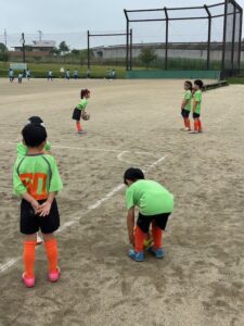 U-7NEO試合上手くなる自分たちで考えるチーム鳩ヶ谷Jリーグリーガープロ川口市アイシンク新郷南安行東慈林神根東桜町小学校小学生一二三四五六年幼児少年サッカークラブチーム