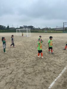 U-7NEO試合上手くなる自分たちで考えるチーム鳩ヶ谷Jリーグリーガープロ川口市アイシンク新郷南安行東慈林神根東桜町小学校小学生一二三四五六年幼児少年サッカークラブチーム