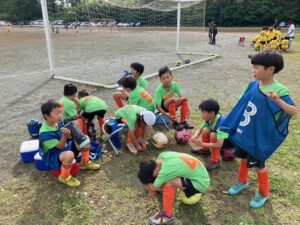 川鶴試合上手くなる自分たちで考えるチーム鳩ヶ谷Jリーグリーガープロ川口市アイシンク新郷南安行東慈林神根東桜町小学校小学生一二三四五六年幼児少年サッカークラブチーム