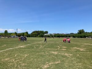 川鶴大会試合上手くなる自分たちで考えるチーム鳩ヶ谷Jリーグリーガープロ川口市アイシンク新郷南安行東慈林神根東桜町小学校小学生一二三四五六年幼児少年サッカークラブチーム