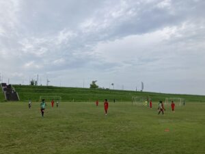 U-12試合上手くなる自分たちで考えるチーム鳩ヶ谷Jリーグリーガープロ川口市アイシンク新郷南安行東慈林神根東桜町小学校小学生一二三四五六年幼児少年サッカークラブチー