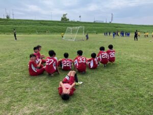 U-12試合上手くなる自分たちで考えるチーム鳩ヶ谷Jリーグリーガープロ川口市アイシンク新郷南安行東慈林神根東桜町小学校小学生一二三四五六年幼児少年サッカークラブチー