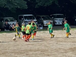 U-8試合上手くなる自分たちで考えるチーム鳩ヶ谷Jリーグリーガープロ川口市アイシンク新郷南安行東慈林神根東桜町小学校小学生一二三四五六年幼児少年サッカークラブチーム