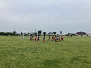 三郷スカイパーク試合上手くなる自分たちで考えるチーム鳩ヶ谷Jリーグリーガープロ川口市アイシンク新郷南安行東慈林神根東桜町小学校小学生一二三四五六年幼児少年サッカークラブチーム