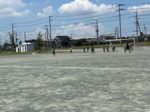 試合上手くなる自分たちで考えるチーム鳩ヶ谷Jリーグリーガープロ川口市アイシンク新郷南安行東慈林神根東桜町小学校小学生一二三四五六年幼児少年サッカークラブチーム