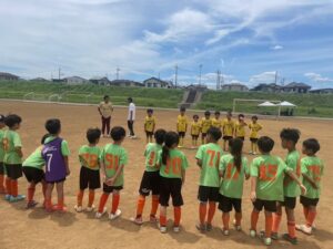 試合上手くなる自分たちで考えるチーム鳩ヶ谷Jリーグリーガープロ川口市アイシンク新郷南安行東慈林神根東桜町小学校小学生一二三四五六年幼児少年サッカークラブチーム