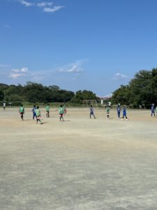 川鶴カップ上手くなる自分たちで考えるチーム鳩ヶ谷Jリーグリーガープロ川口市アイシンク新郷南安行東慈林神根東桜町小学校小学生一二三四五六年幼児少年サッカークラブチーム
