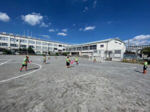 試合上手くなる自分たちで考えるチーム鳩ヶ谷Jリーグリーガープロ川口市アイシンク新郷南安行東慈林神根東桜町小学校小学生一二三四五六年幼児少年サッカークラブチーム
